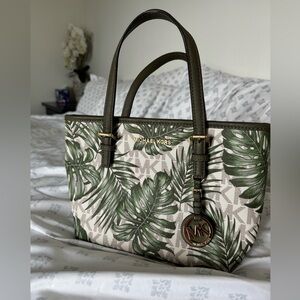 Michael Kors Jet Set XS tote Palm print